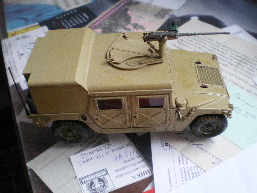 HMMWV(HumVee)