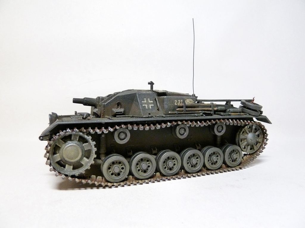 Штурмгешутц III (StuGIII Ausf B).