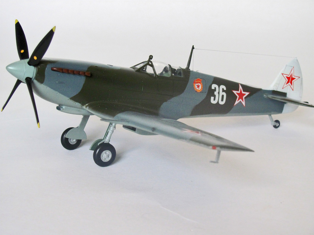 Spitfire LF.IX E 26 гв. ИАП Ленинградский фронт 1945 г.