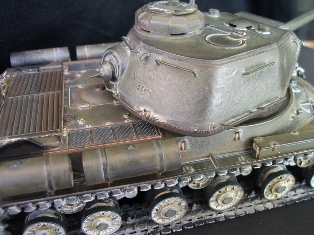 ИС-2  советский тяжелый танк