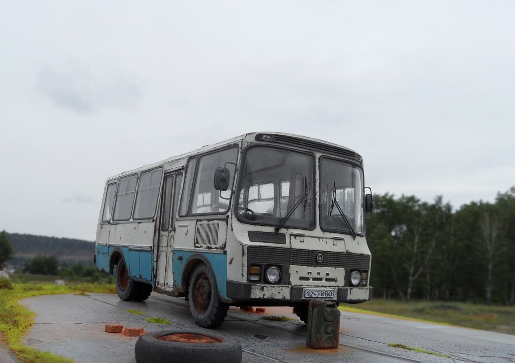 Паз 3205 — Каропка.ру — стендовые модели, военная миниатюра