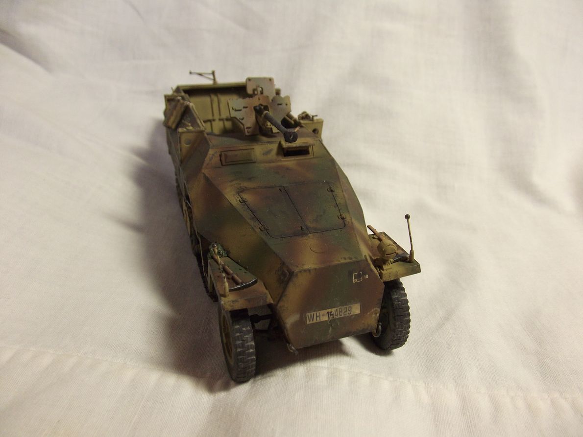 Sd.Kfz. 251/7 Pionierpanzerwagen w/2.8cm sPzB 41 AT Gun