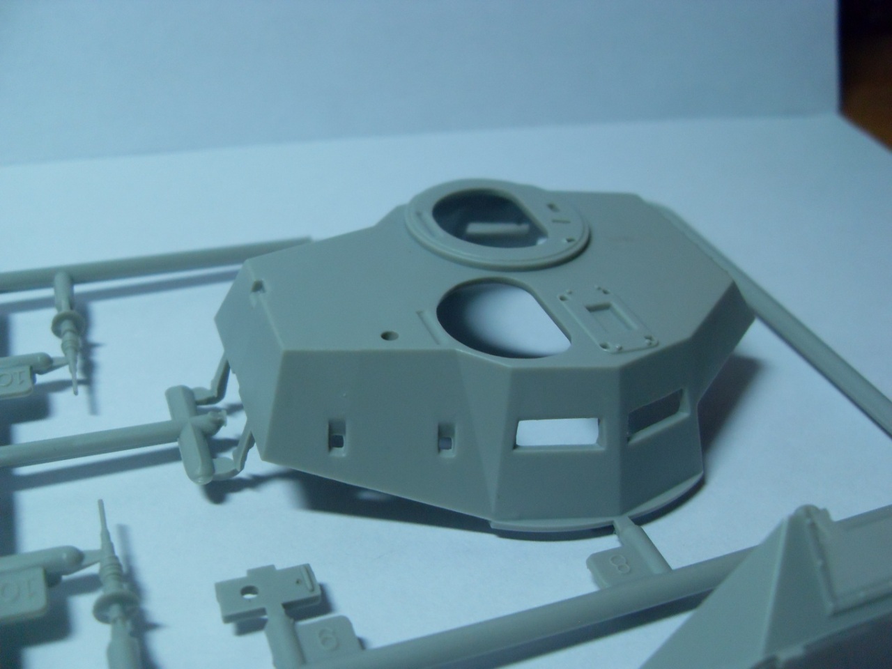 LAV-150 APC 90mm Mecar Gun