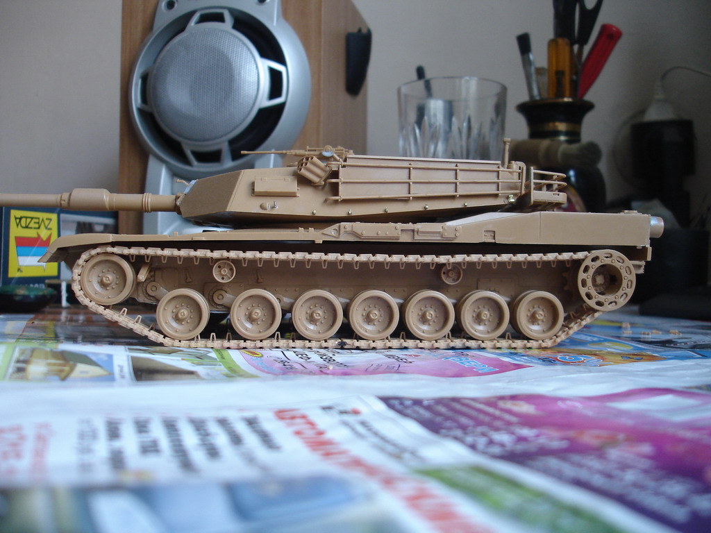 Workable tracks for M1A1/A2 Abrams T-158LL "Big Foot"