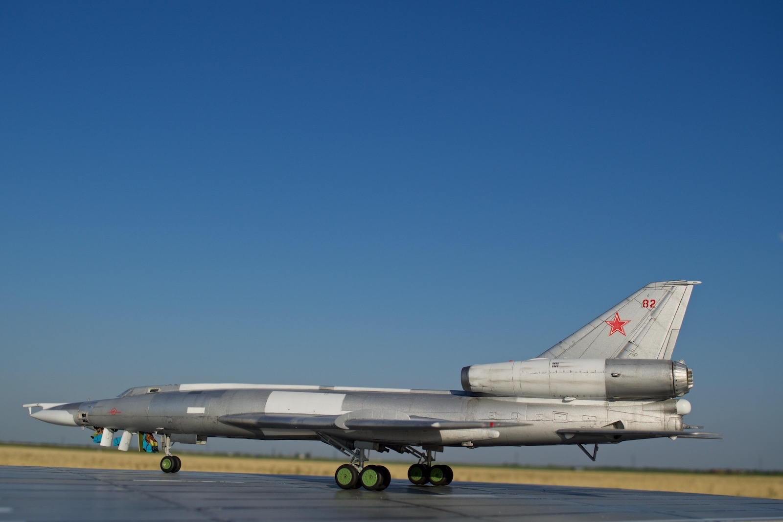 Ту 22 п. Ту-22м сверхзвуковой самолёт. Ту-22м3. Ту-22 бомбардировщик. Ту-22 сверхзвуковой самолёт.