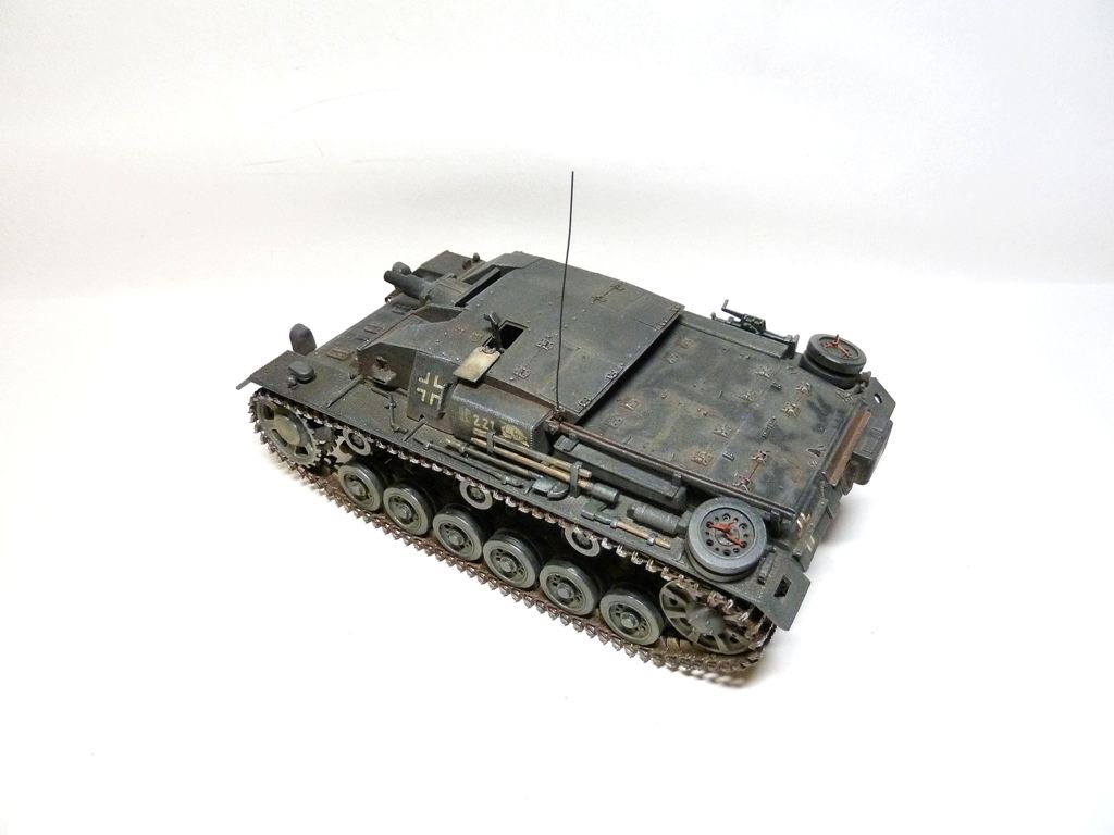 Штурмгешутц III (StuGIII Ausf B).