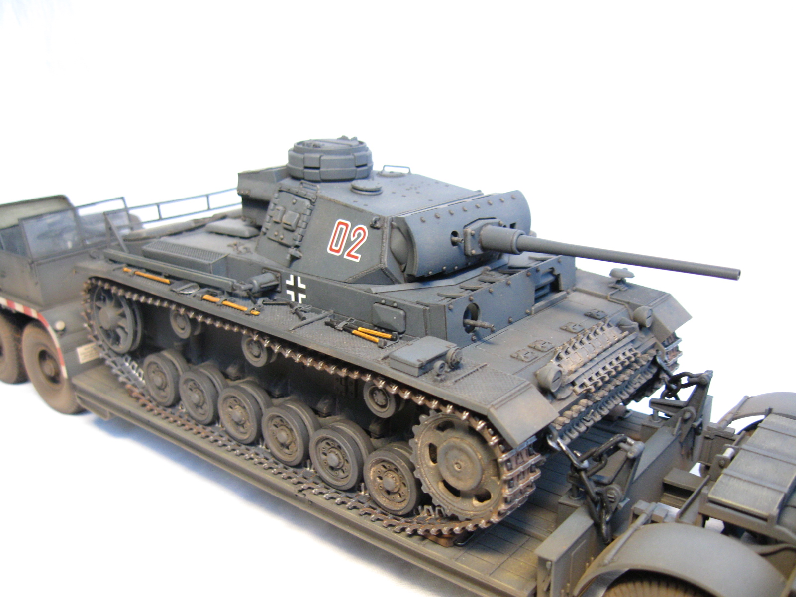 Sd.Kfz.9 & Sd.Ahn.116+Pz.Kfz.IIIL