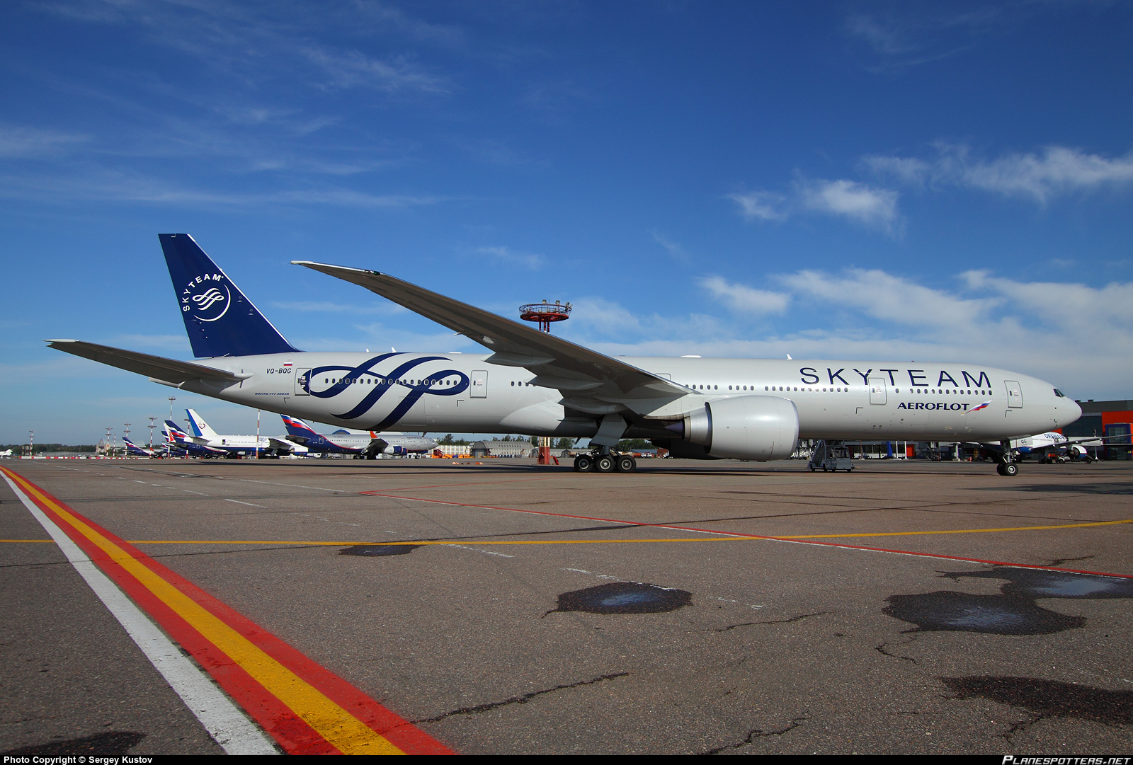 Боинг 777 300ер. Боинг 777-300ер Аэрофлот. Boeing 777-300er Аэрофлот Шереметьево. Боинг 777 Аэрофлот обои. VQ-BQG.