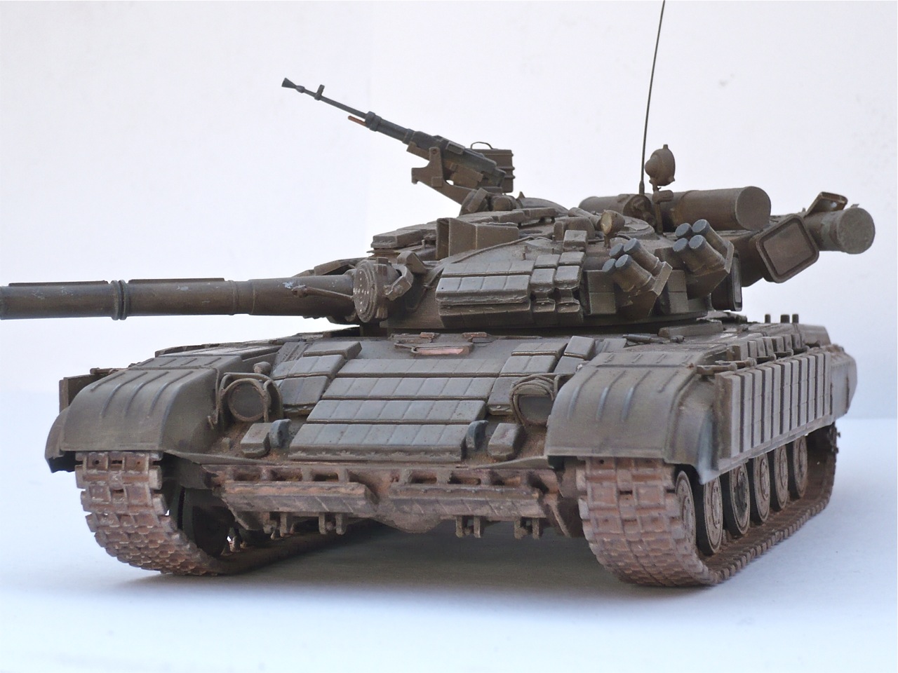 Т-64БВ — Каропка.ру — стендовые модели, военная миниатюра