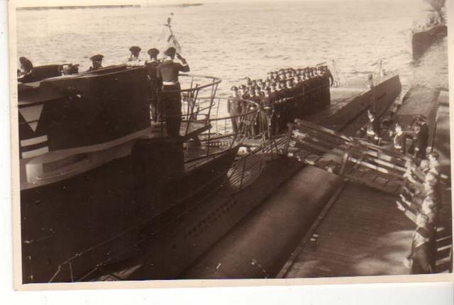 original-u-boat-photo-u-997-crew-photo-commissioning_1_2e507986ee7c78c2402907e7cb5d0d24.jpg