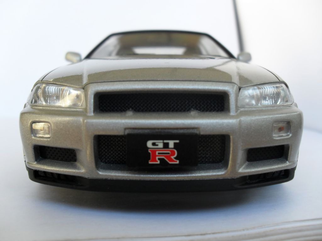 NISSAN SKYLINE (R34) V-spec II