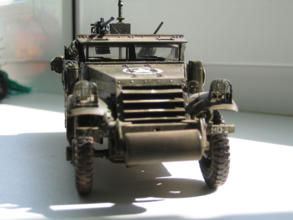 Scout car M3A1