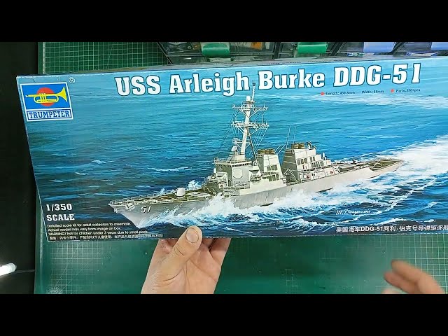 Обзор USS Arleigh Burke DDG-51 от Trumpeter