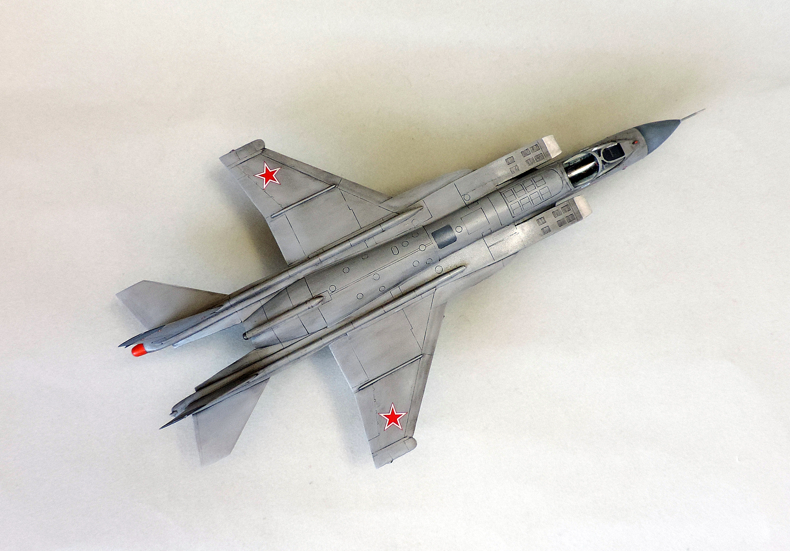 Як-141 — Каропка.ру — стендовые модели, военная миниатюра