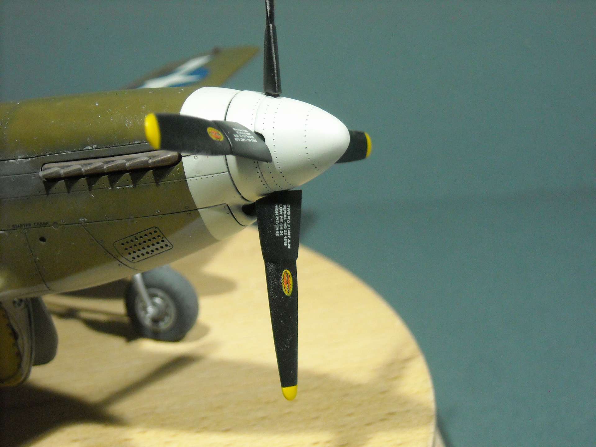 Мустанг P51 — Каропка.ру — стендовые модели, военная миниатюра