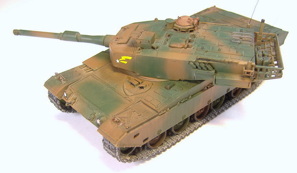 Японский танк тип90