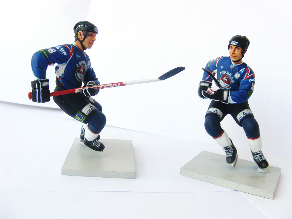 Близнецы: найди 10 отличий