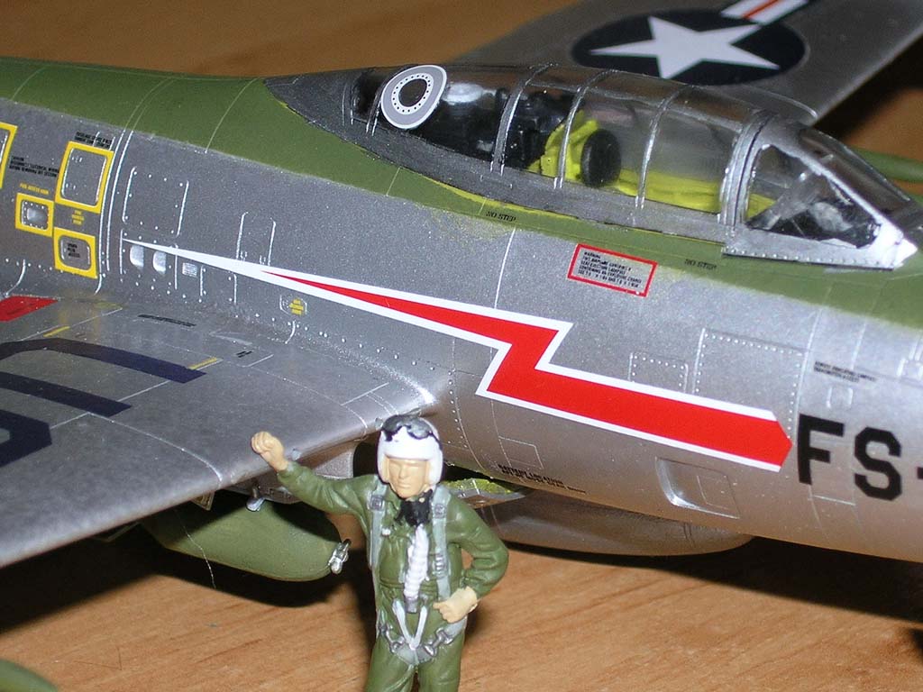 МиГ-15бис и F-84G Thunderjet