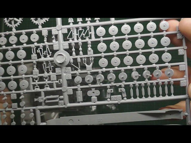 Обзор Vickers-Armstrong 6ton mk F от Mirage Hobby