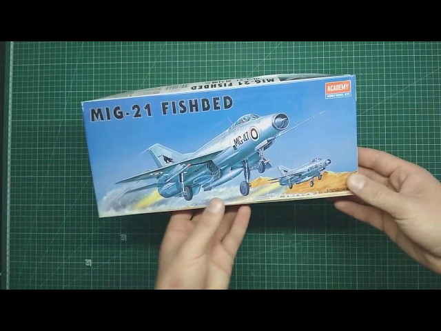 Обзор Миг-21Ф-13 от Academy