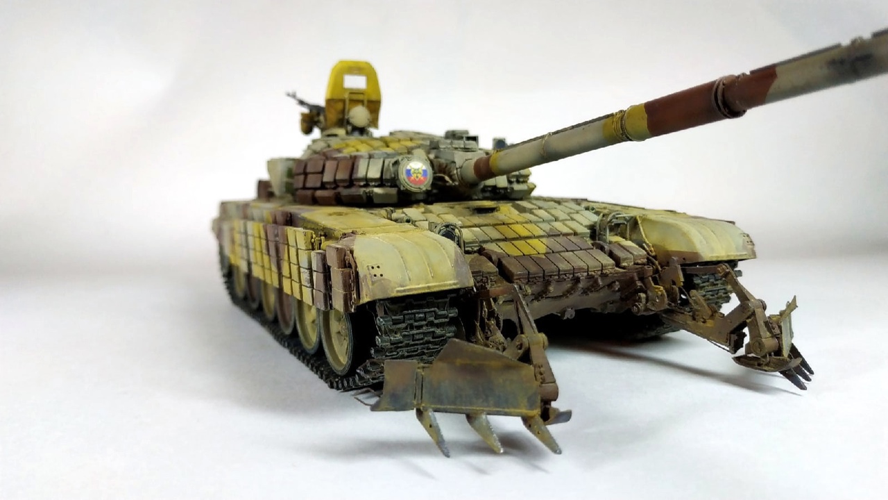 Т-72Б1 с минным тралом КМТ-8 — Каропка.ру — стендовые модели, военная ...