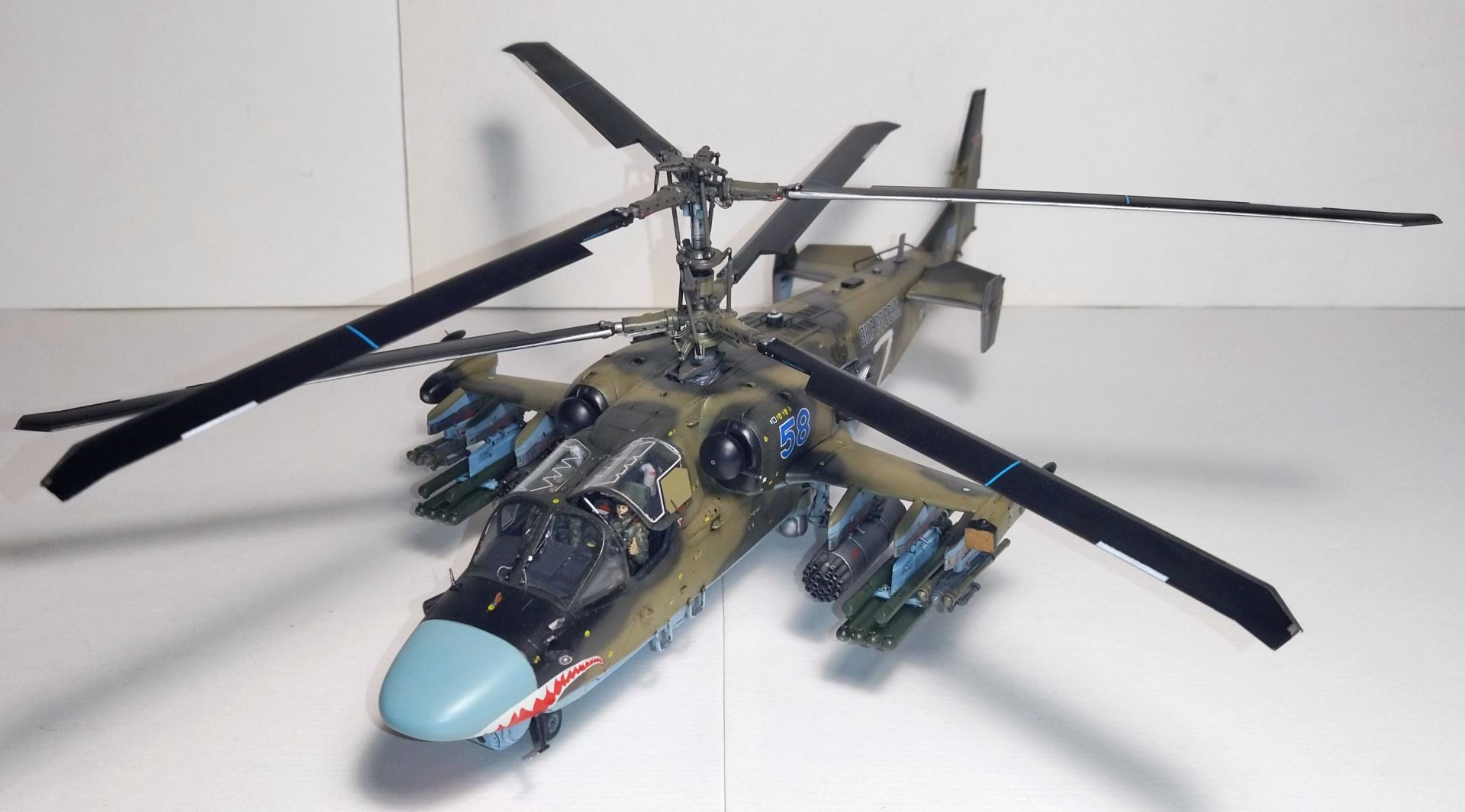 Ка-52 «Аллигатор» 1/48 (Звезда) — Каропка.ру — стендовые модели ...