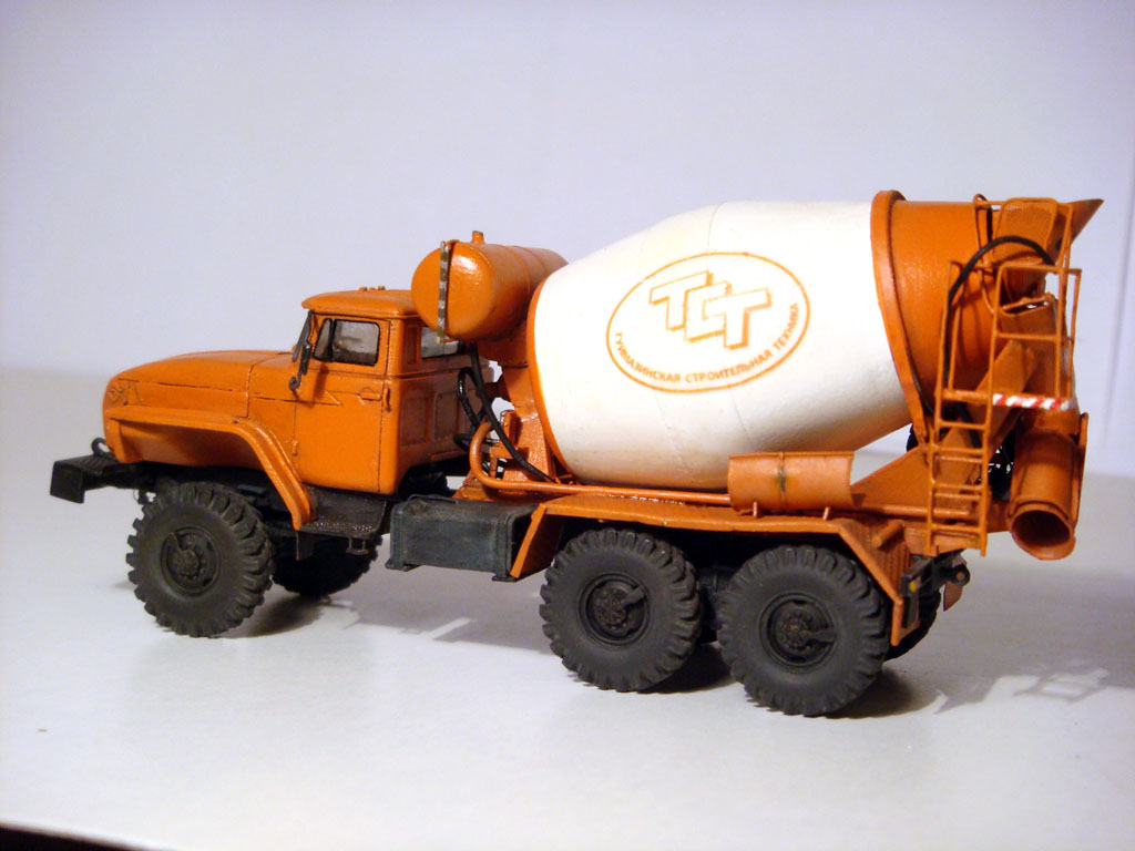 бетономешалка АБС 5ГП на шасси Урал-55571 1:72 — Каропка.ру — стендовые ...