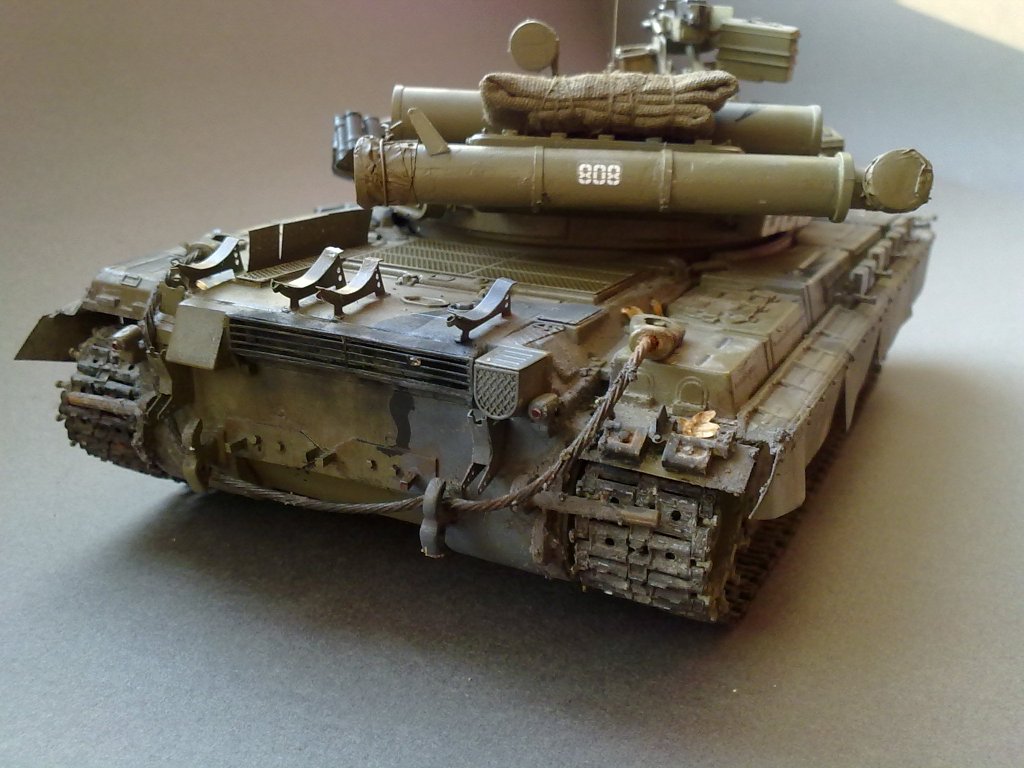 элитная боевая машина сов. армии Т-64БВ