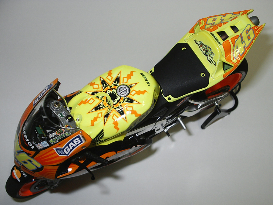 Мотоцикл HONDA RC211V