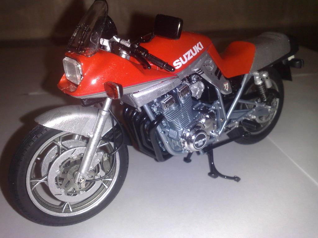 Tamiya Suzuki GSX1100S Katana "Custom Tuned" в масштабе 1:12