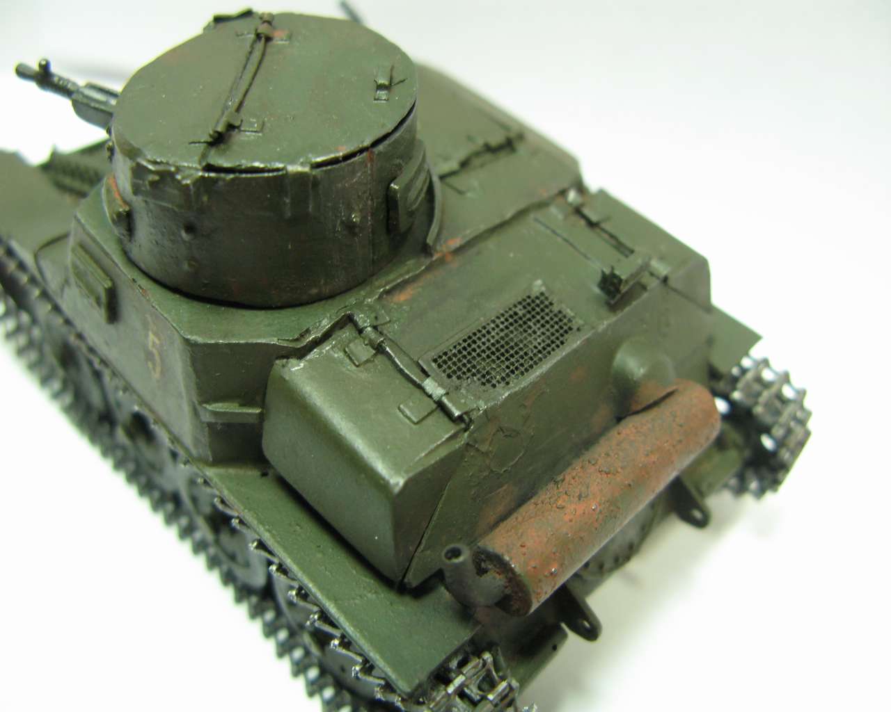 Малый танк AH-IV (R-1)