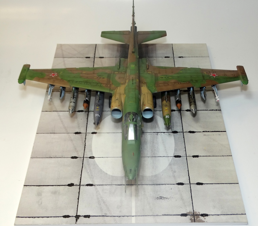 Су-25 Грач — Каропка.ру — стендовые модели, военная миниатюра