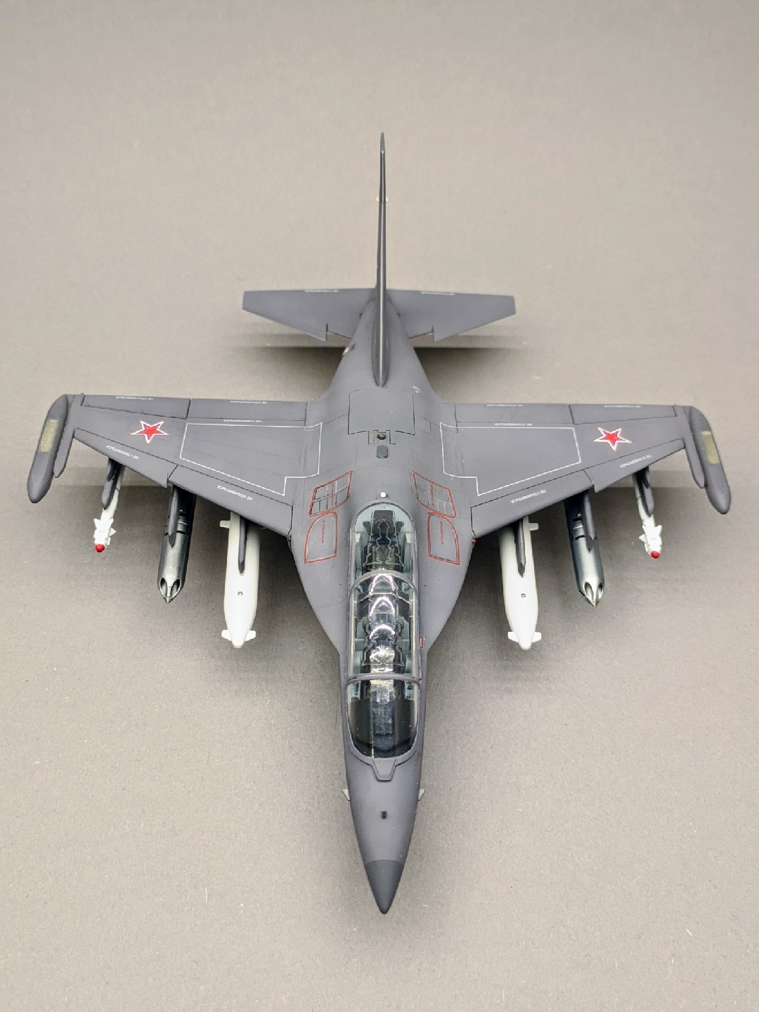 Як-130 — Каропка.ру — стендовые модели, военная миниатюра