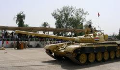Iraqi_T-72_on_parade