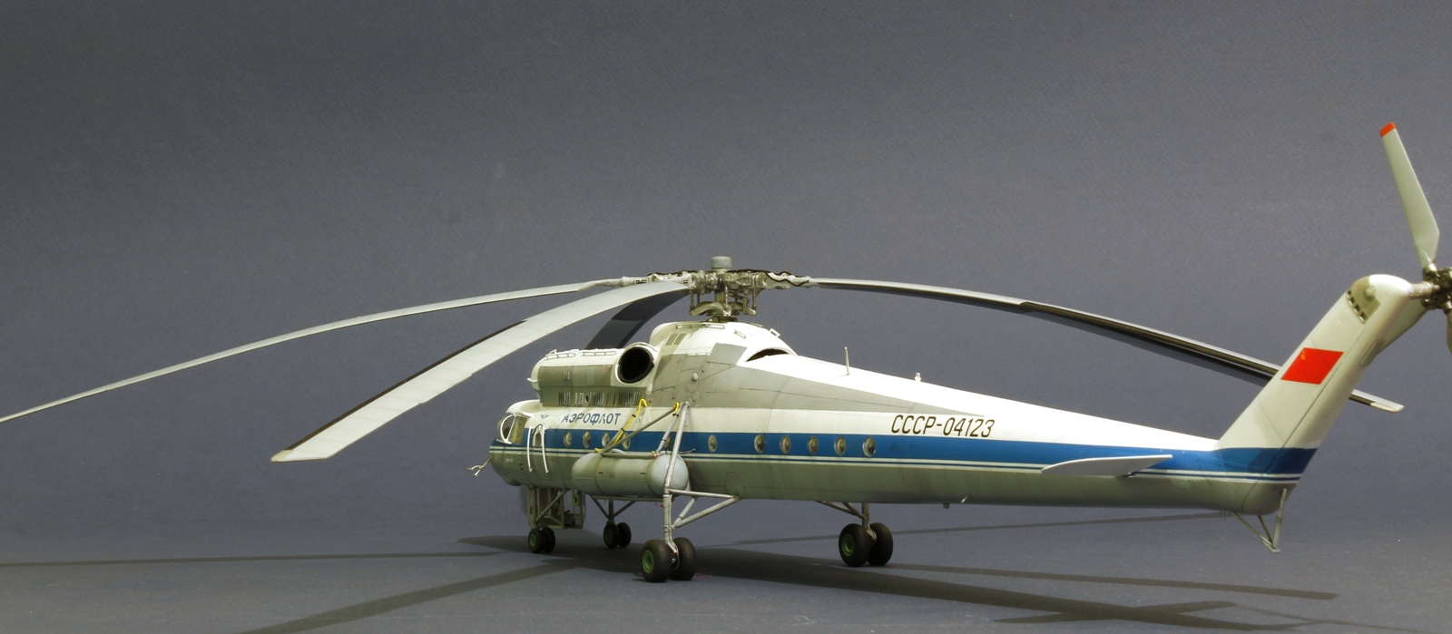 Ми-10К СССР-04123 — Каропка.ру — стендовые модели, военная миниатюра