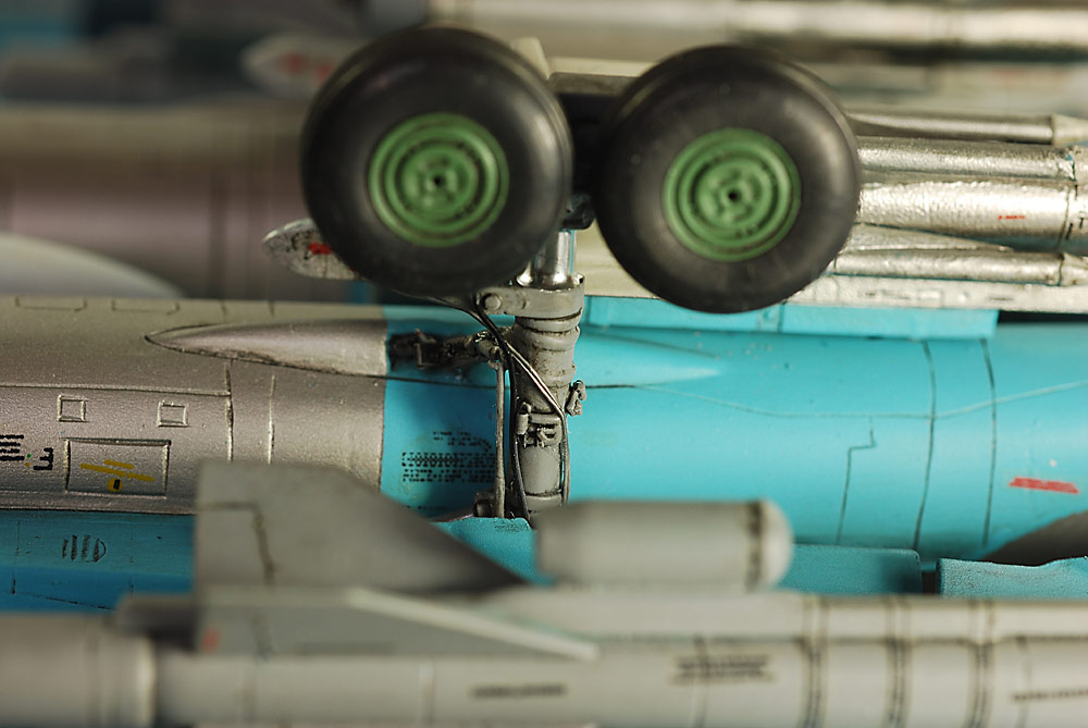 Су-34 — Каропка.ру — стендовые модели, военная миниатюра