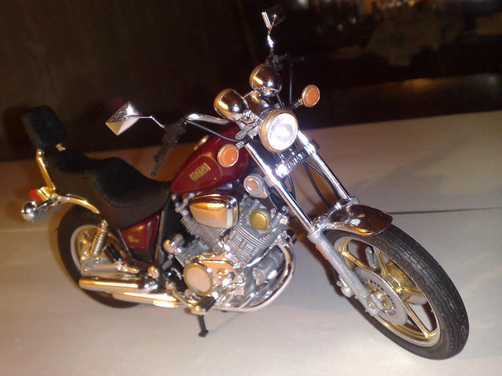 Tamiya Yamaha VX1000 "Virago" в масштабе 1:12.