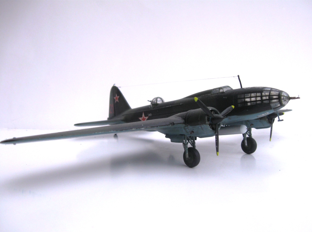 ИЛ-4 1:72 Макет