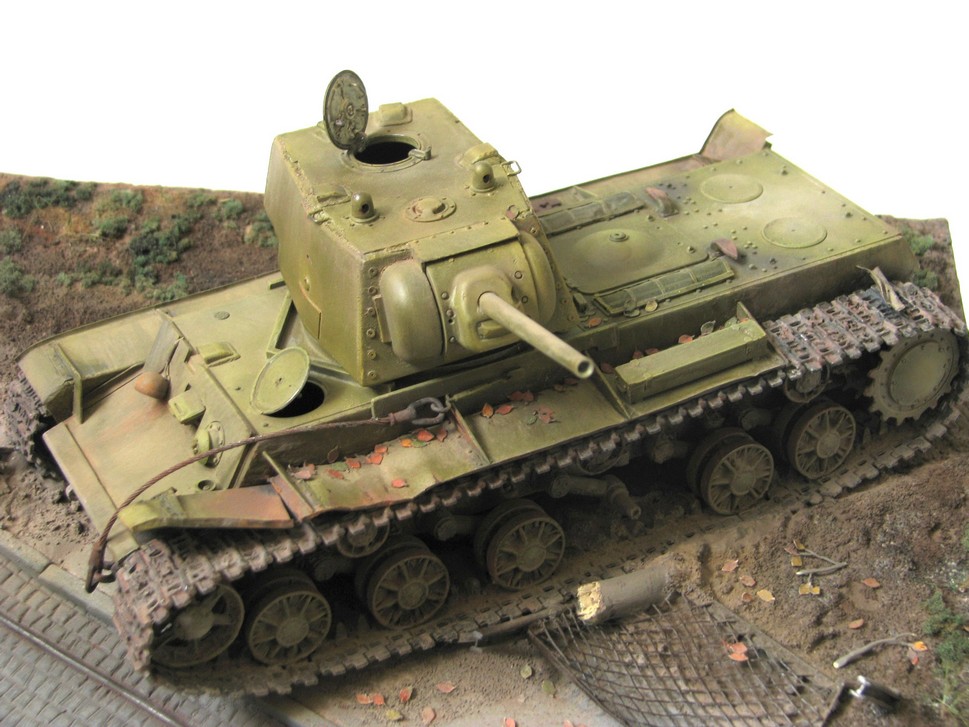 КВ-1 с Базарной площади Ростова.