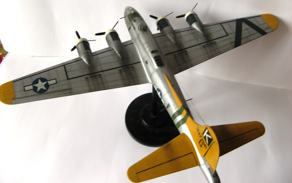 B-17 1:72 Академия