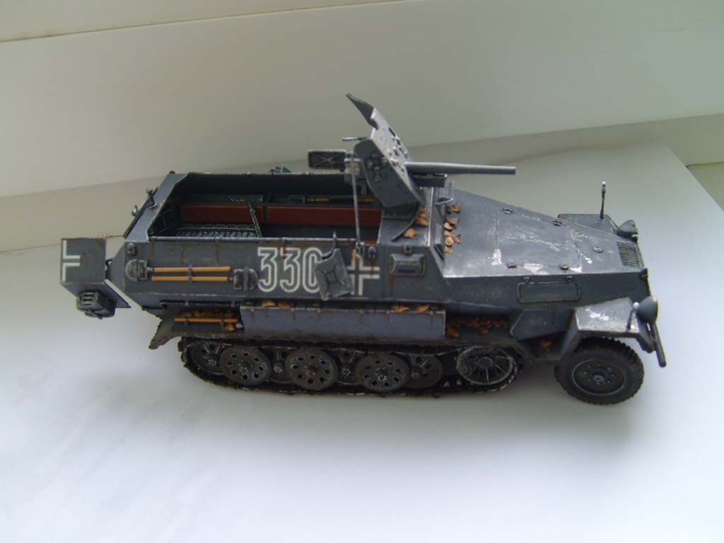 SD.KFZ 251/10 AUSF B с 37-мм орудием
