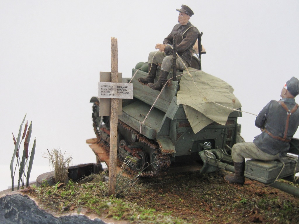 ACHTUNG! NIMM DICH IN ACHT PARTISANEN!  или ПАРТИЗАН! МСТИ ЗА РОДИНУ!