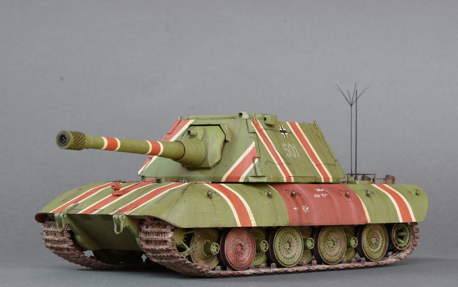 E-100 — Каропка.ру — стендовые модели, военная миниатюра