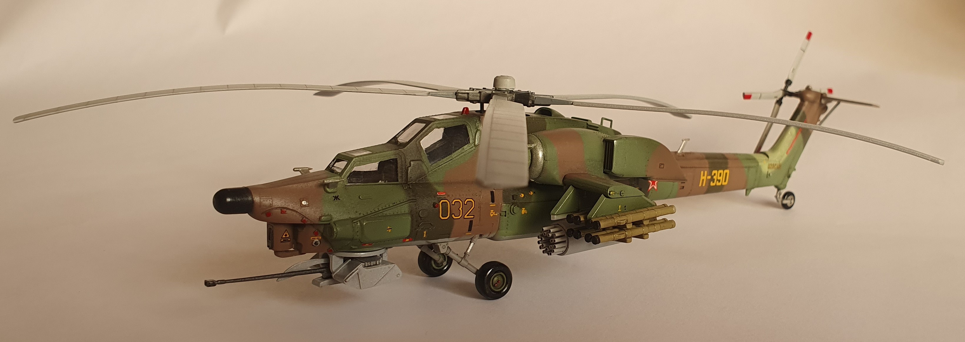 Ми-28А — Каропка.ру — стендовые модели, военная миниатюра