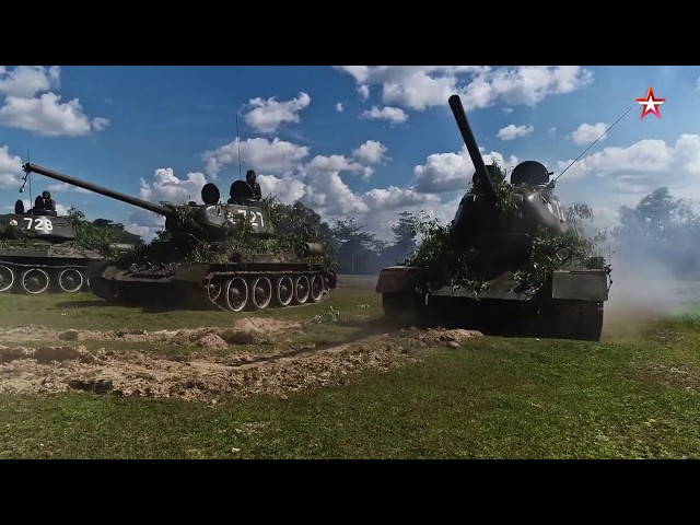 Марш стальных ветеранов: «Звезда» показала легендарные Т-34 армии Лаоса