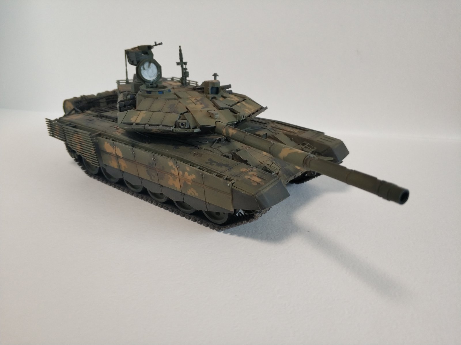 Т-90мс — Каропка.ру — стендовые модели, военная миниатюра