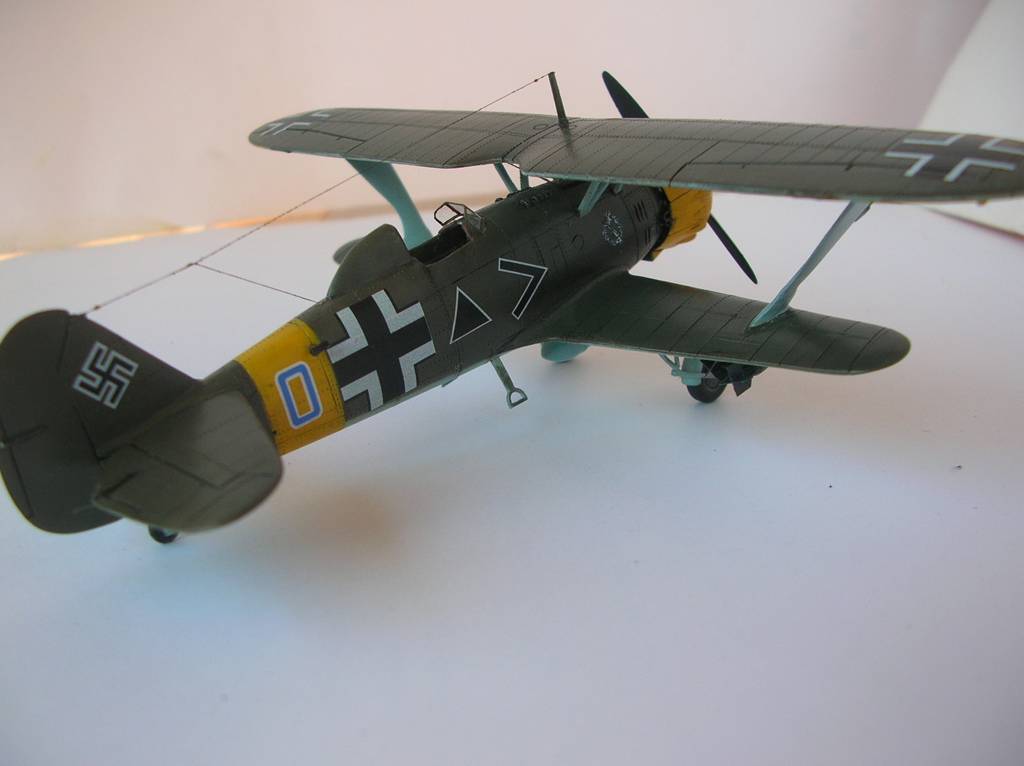 Hs-123B-2 от Avis в масштабе 1:72