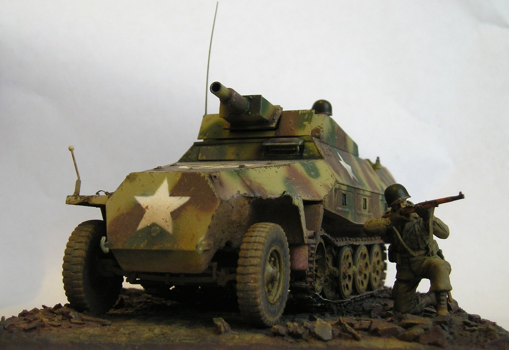 Captured SdKfz 251/9