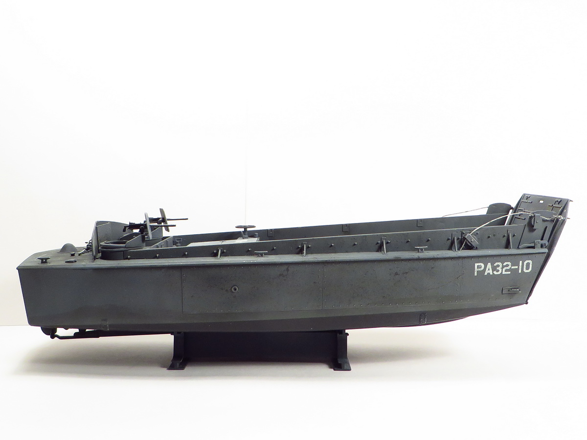 Lcvp Landing Craft Vehicle And Personnel — Каропкару — стендовые