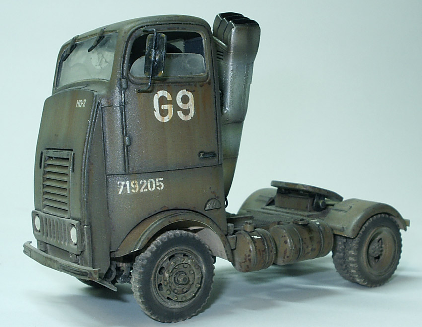 Тягач-ракетовоз